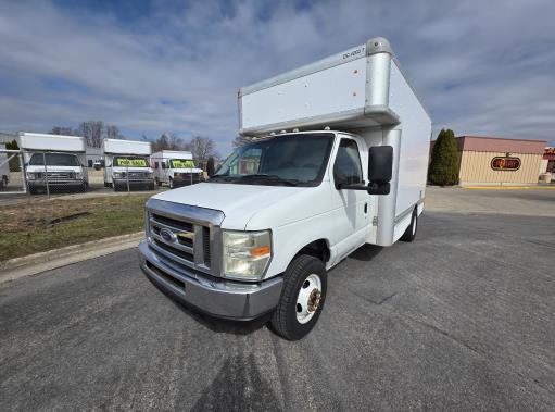 Used 2008 14 ' Box Truck for sale