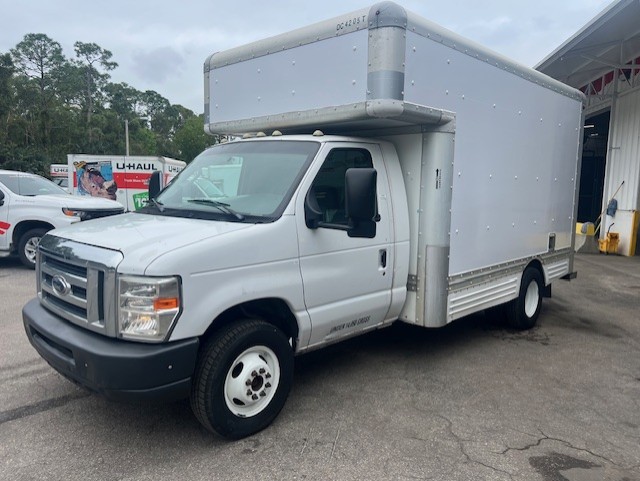 Used 2008 14 ' Box Truck for sale