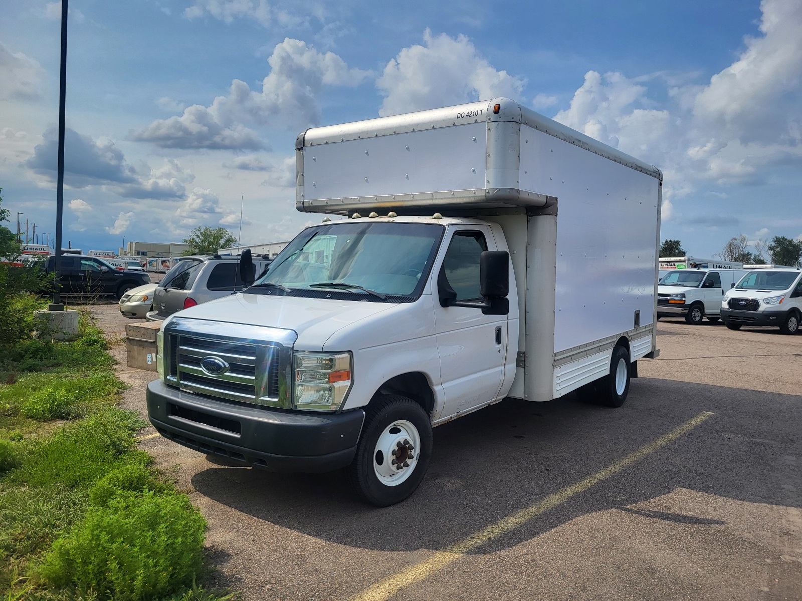 Used 2008 14 ' Box Truck for sale
