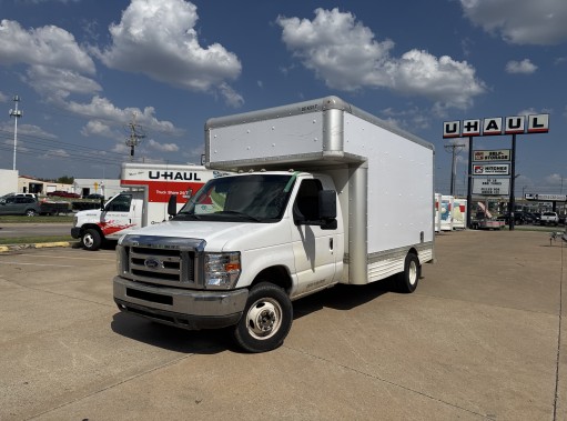 Used 2008 14 ' Box Truck for sale