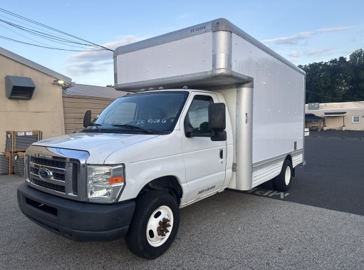Used 2012 14 ' Box Truck for sale