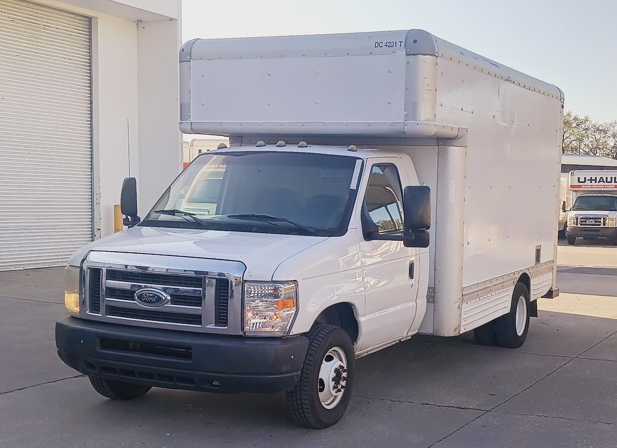 Used 2008 14 ' Box Truck for sale