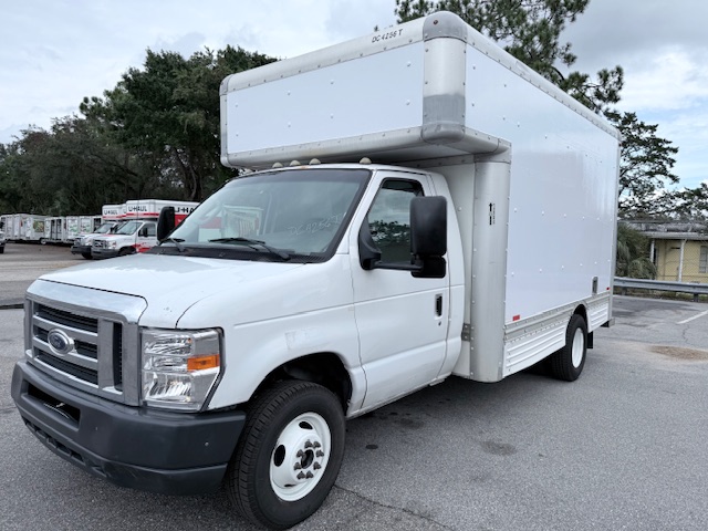 Used 2008 14 ' Box Truck for sale