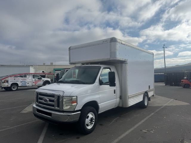 Used 2008 14 ' Box Truck for sale