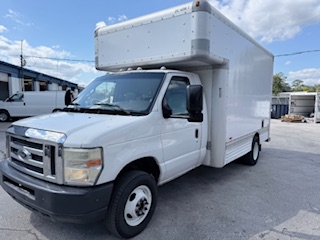 Used 2008 14 ' Box Truck for sale