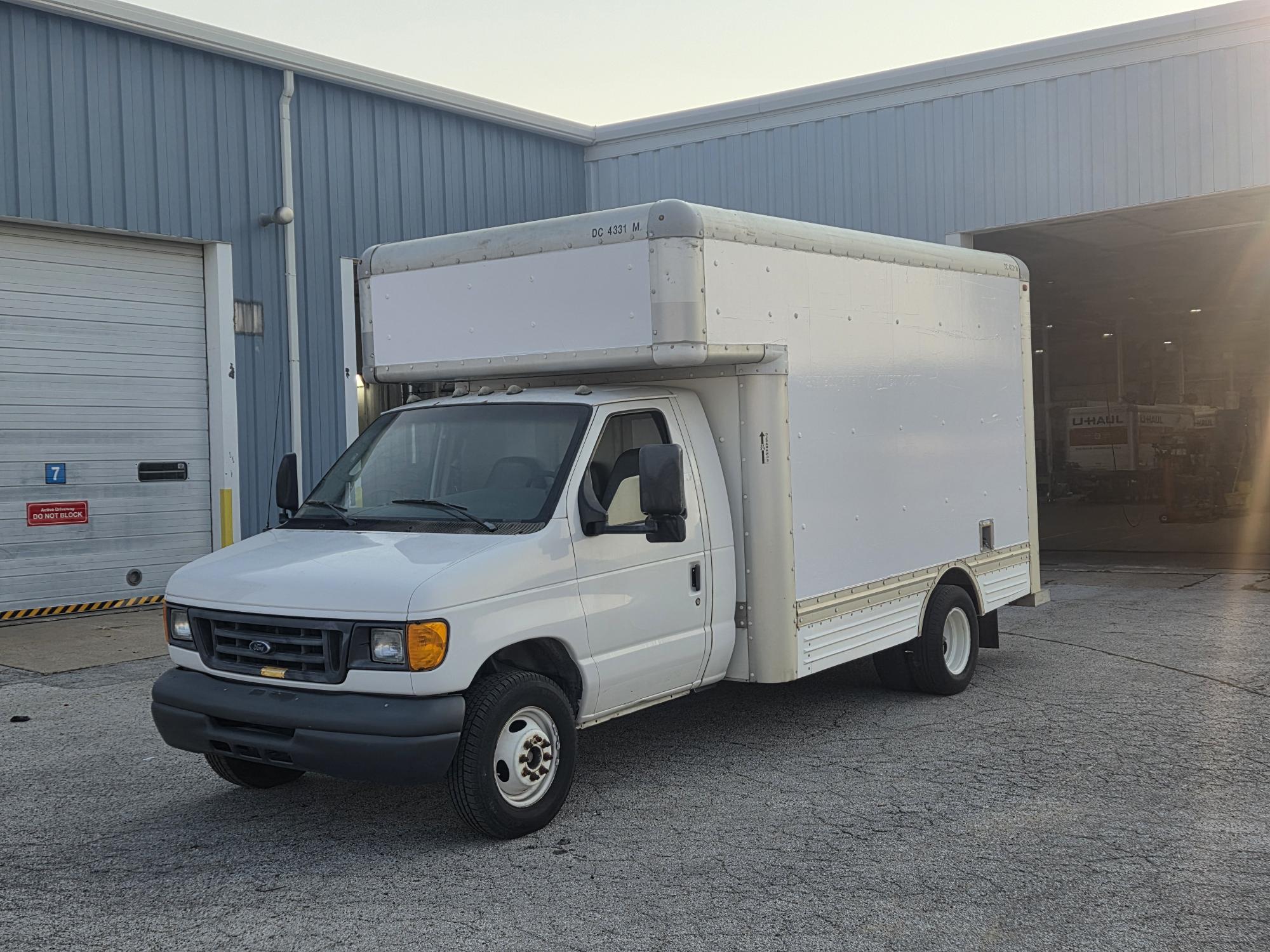 Used 2006 14 ' Box Truck for sale