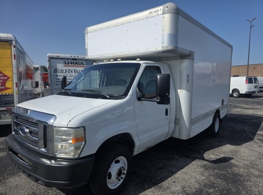 Used 2008 14 ' Box Truck for sale
