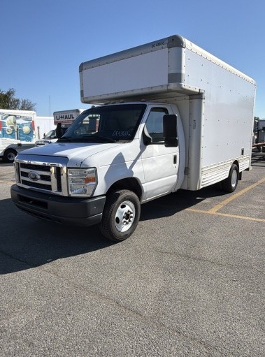 Used 2012 14 ' Box Truck for sale