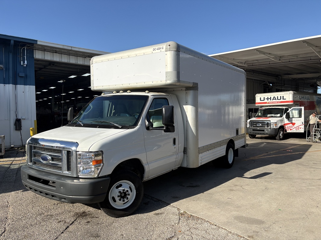 Used 2012 14 ' Box Truck for sale