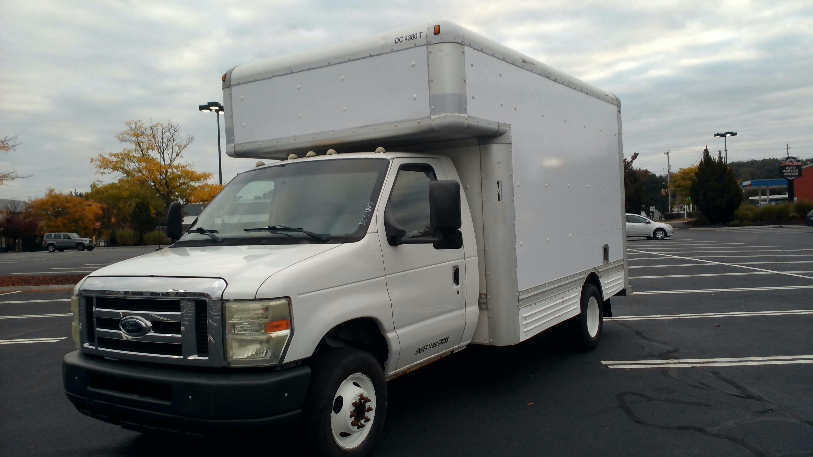 Used 2008 14 ' Box Truck for sale