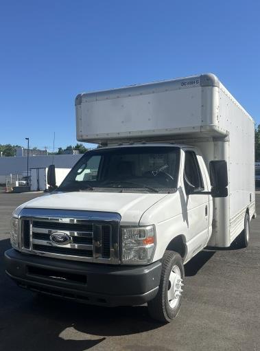 Used 2012 14 ' Box Truck for sale