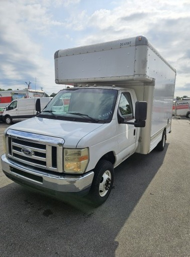 Used 2008 14 ' Box Truck for sale