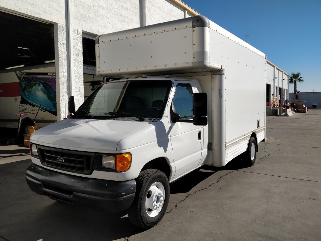 2007 14' Box Truck for Sale in North Las Vegas, NV 89030 UHaul