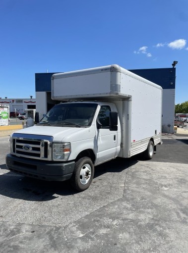 Used 2012 14 ' Box Truck for sale
