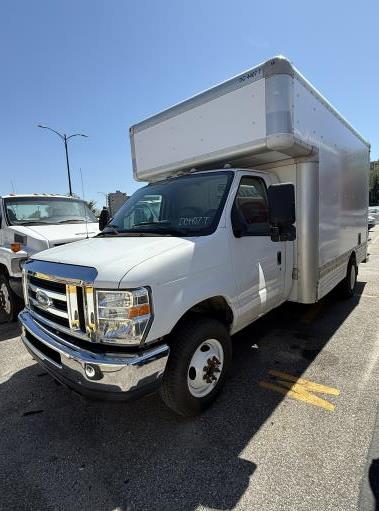 Used 2008 14 ' Box Truck for sale