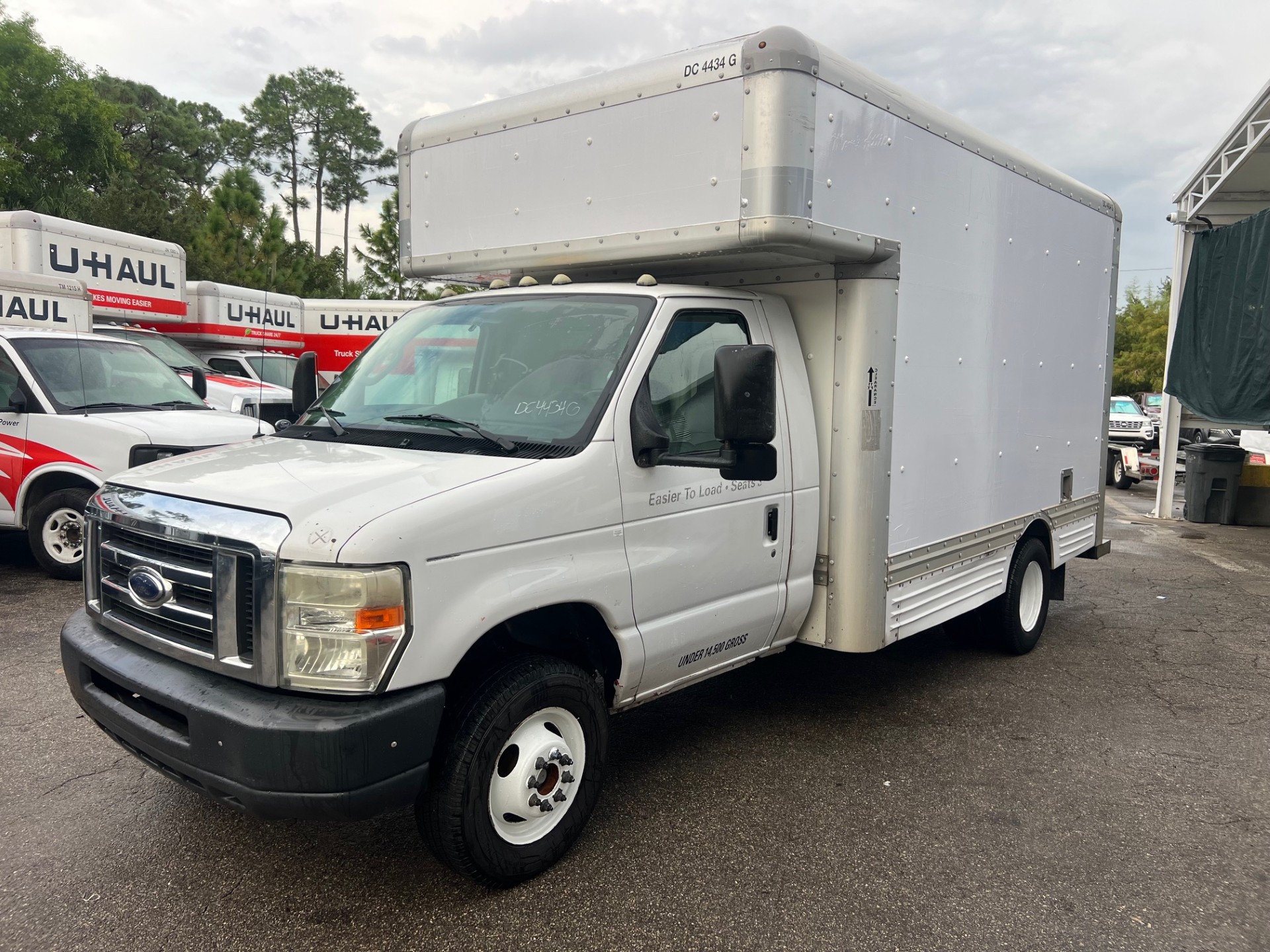 Used 2012 14 ' Box Truck for sale