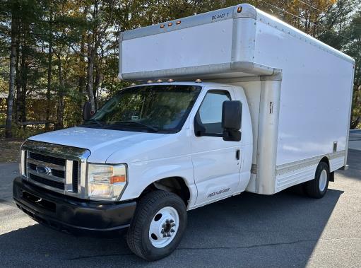 Used 2008 14 ' Box Truck for sale