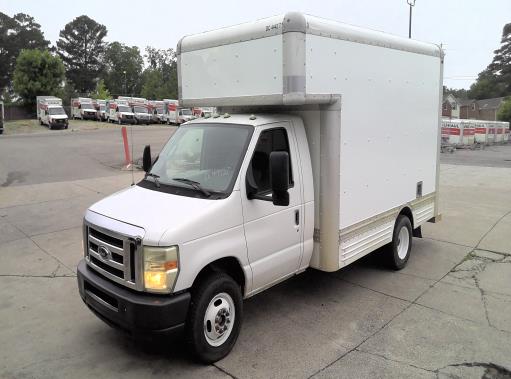 Used 2008 14 ' Box Truck for sale