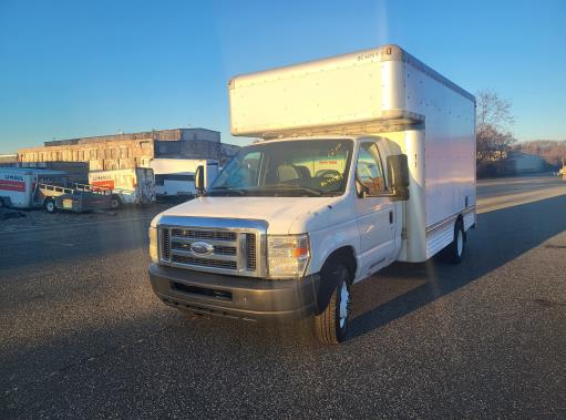Used 2008 14 ' Box Truck for sale