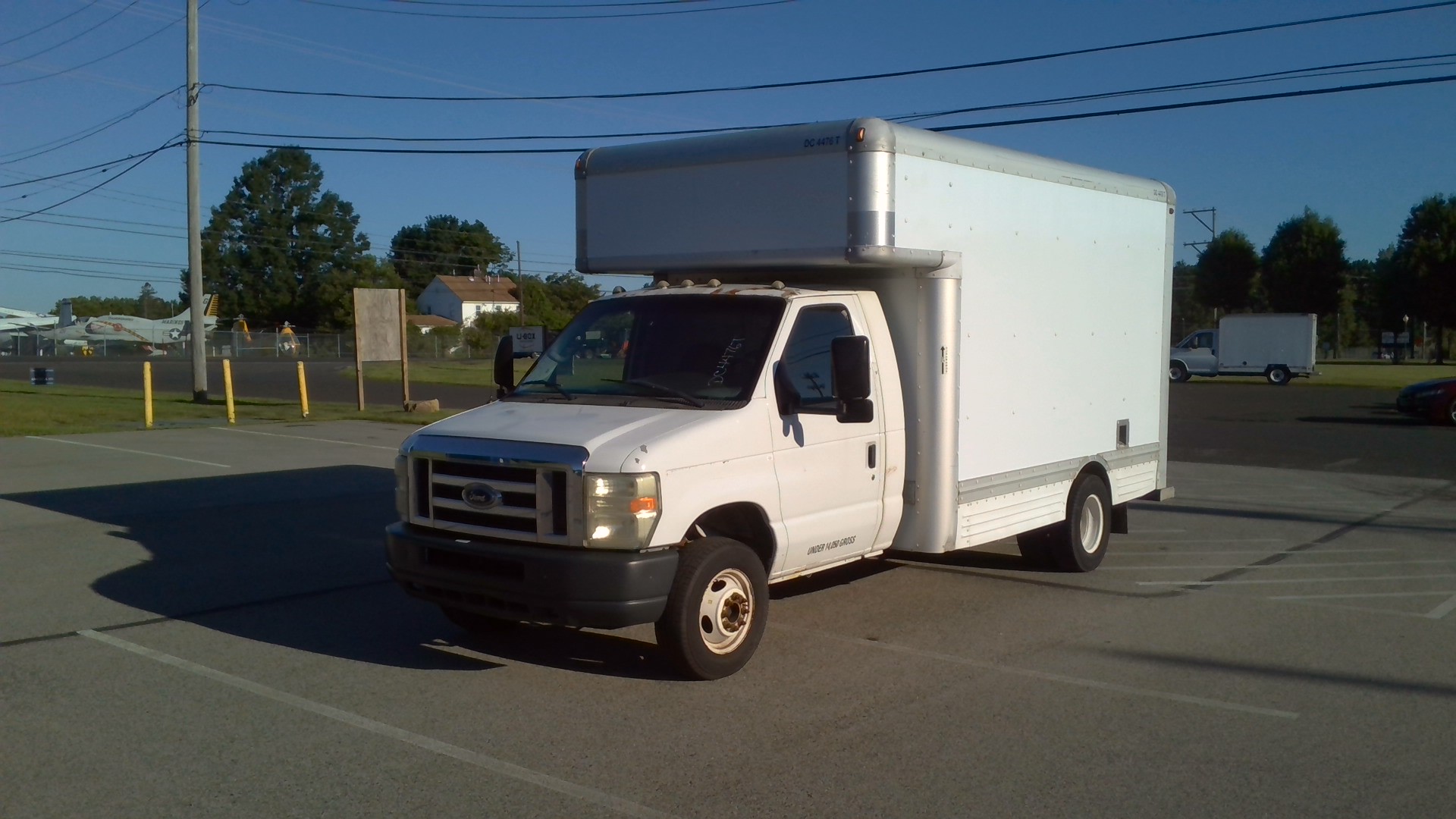 Used 2008 14 ' Box Truck for sale