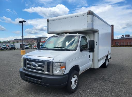 Used 2008 14 ' Box Truck for sale