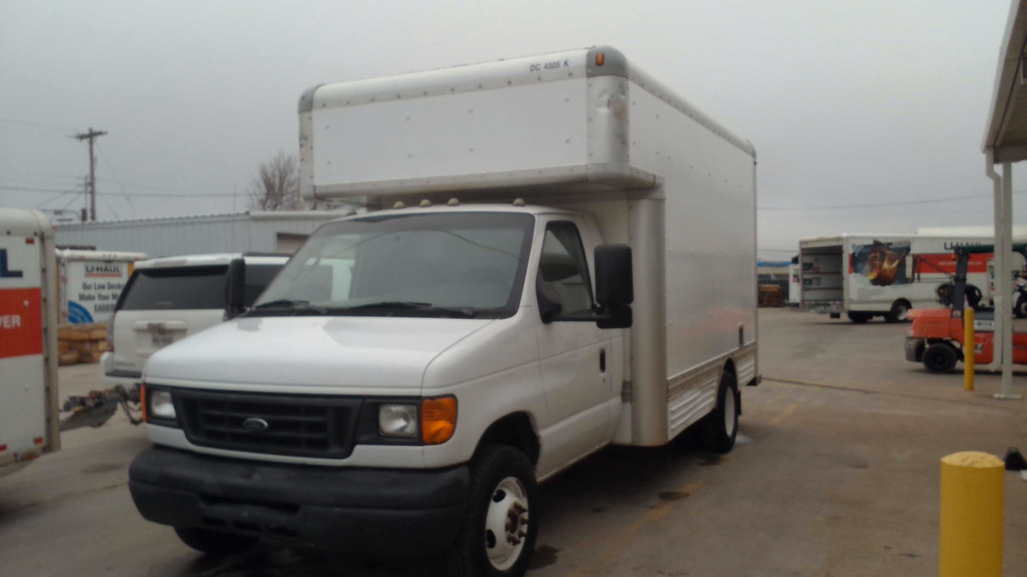 2007-14-box-truck-for-sale-in-houston-tx-77066-u-haul