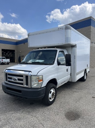 Used 2012 14 ' Box Truck for sale
