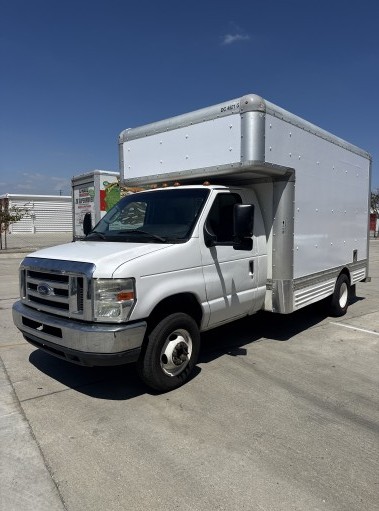 Used 2012 14 ' Box Truck for sale