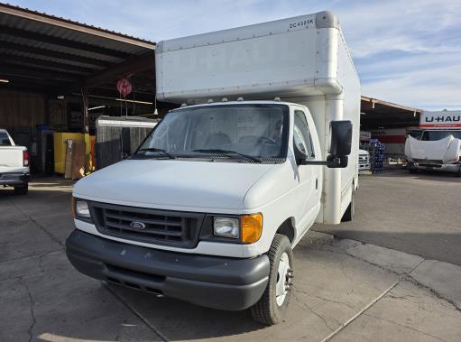 Used 2007 14 ' Box Truck for sale