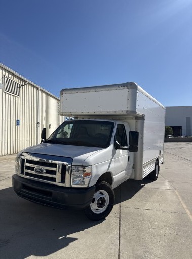 Used 2012 14 ' Box Truck for sale