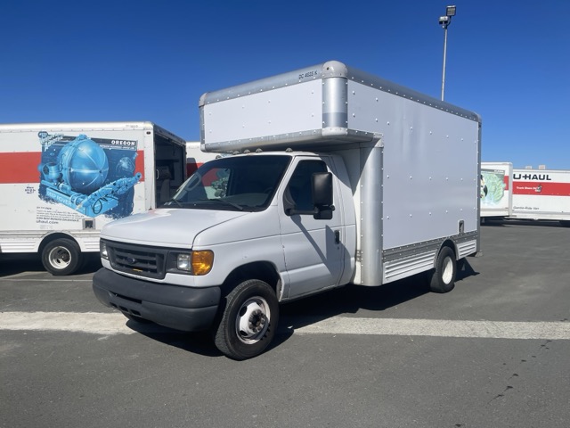 Used 2007 14 ' Box Truck for sale