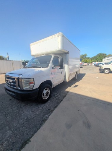 Used 2012 14 ' Box Truck for sale