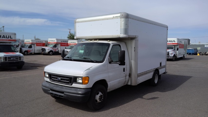 Used 2006 14 ' Box Truck for sale