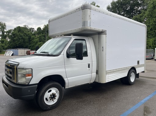 Used 2012 14 ' Box Truck for sale