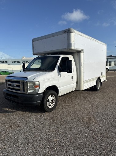 Used 2012 14 ' Box Truck for sale