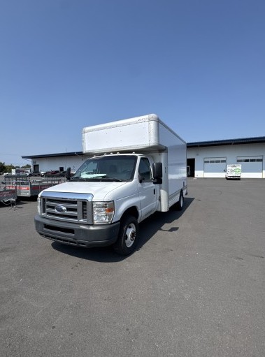 Used 2012 14 ' Box Truck for sale