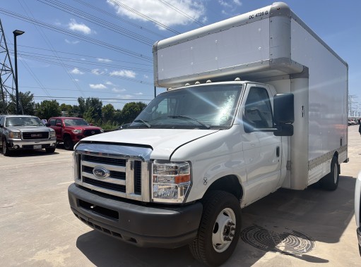 Used 2012 14 ' Box Truck for sale
