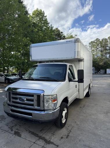 Used 2012 14 ' Box Truck for sale