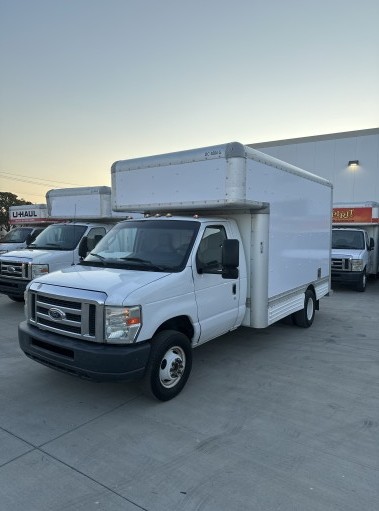 Used 2012 14 ' Box Truck for sale