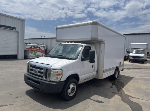 Used 2012 14 ' Box Truck for sale