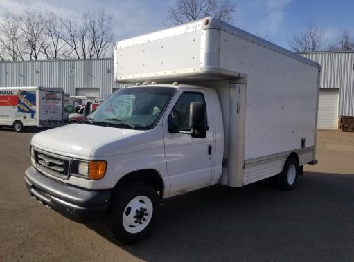 Used 2007 14 ' Box Truck for sale