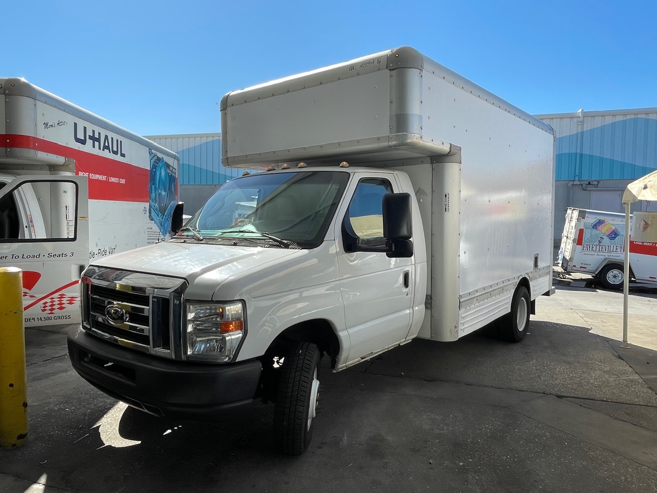 Used 2012 14 ' Box Truck for sale