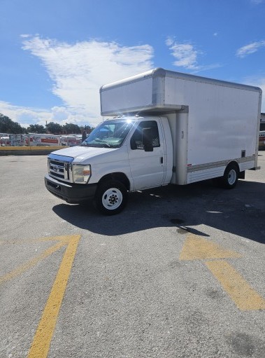Used 2012 14 ' Box Truck for sale