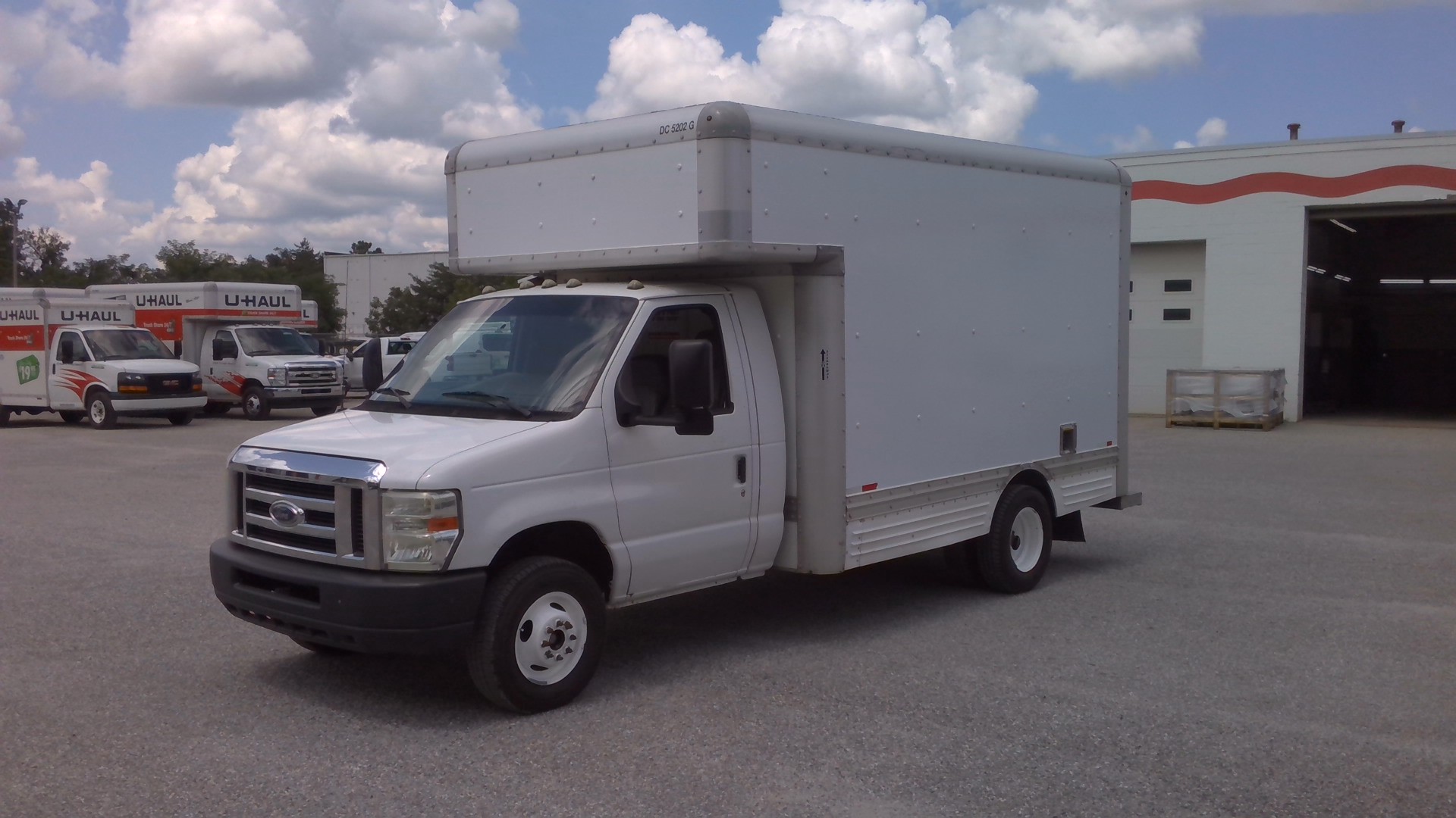 Used 2012 14 ' Box Truck for sale