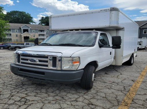 Used 2012 14 ' Box Truck for sale