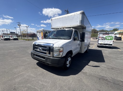 Used 2012 14 ' Box Truck for sale