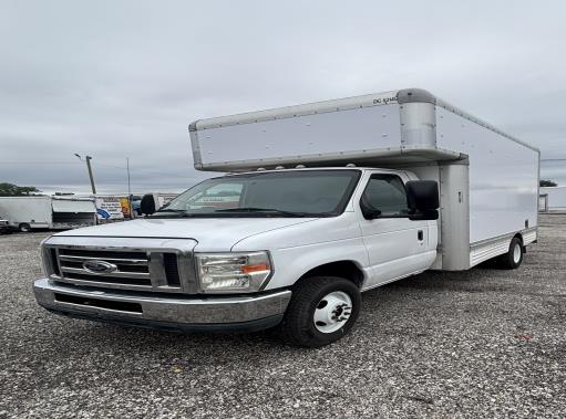 Used 2012 14 ' Box Truck for sale