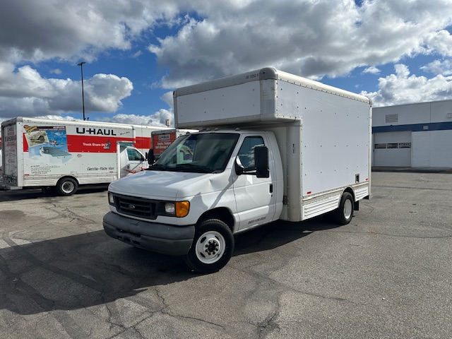 Used 2007 14 ' Box Truck for sale