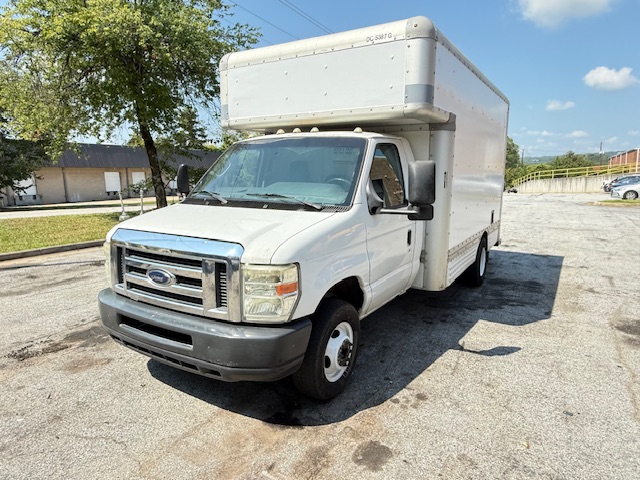Used 2012 14 ' Box Truck for sale