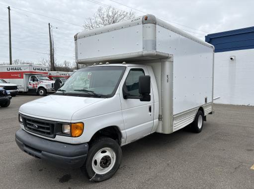 Used 2007 14 ' Box Truck for sale